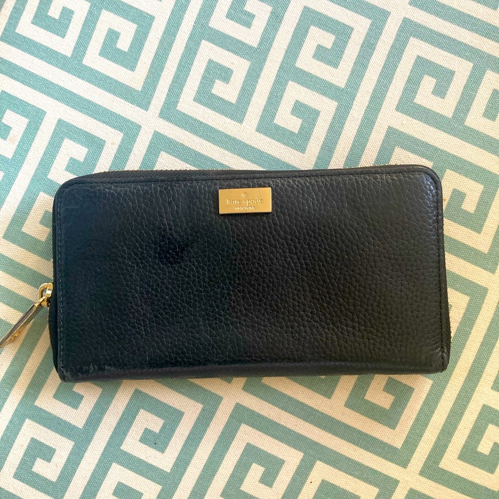 Kate Spade Kenzie black leather wallet